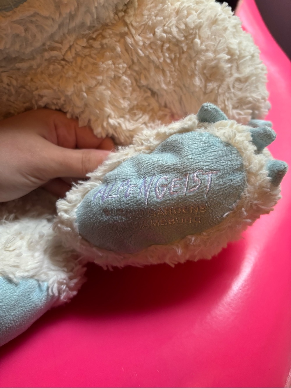 Busch Gardens Williamsburg Alpengeist Yeti Plush Abominable Snowman 16" - Picture 9 of 12